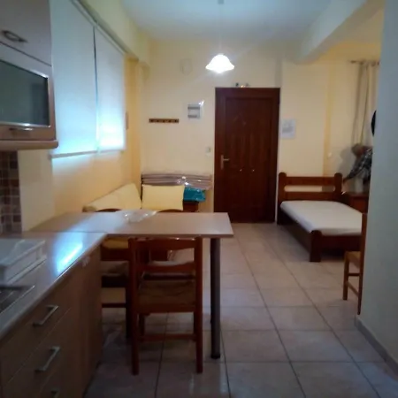 Apartmanhotel Ostria Maisonettes And Sztúpa