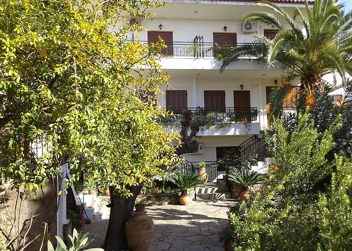 Ostria Maisonettes And * Sztúpa