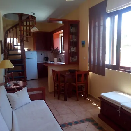 شقة فندقية Ostria Maisonettes And Stoúpa