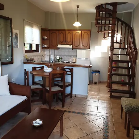 شقة فندقية Ostria Maisonettes And Stoúpa