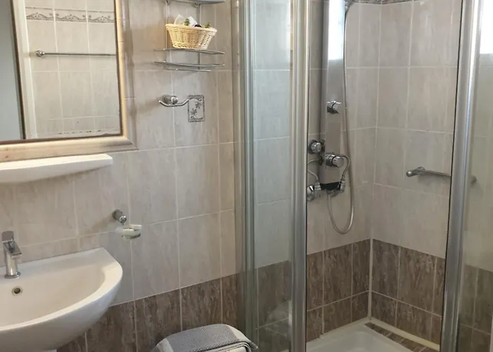 Ostria Maisonettes And شقة فندقية Stoúpa