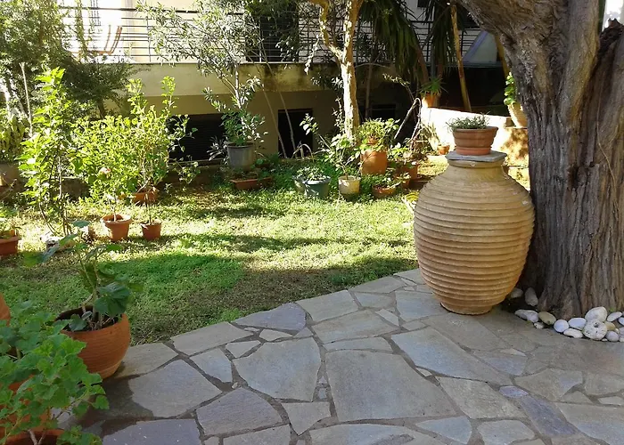 Ostria Maisonettes And Ξενοδοχείο με διαμερίσματα Στούπα