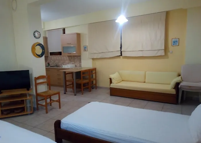 Ostria Maisonettes And شقة فندقية