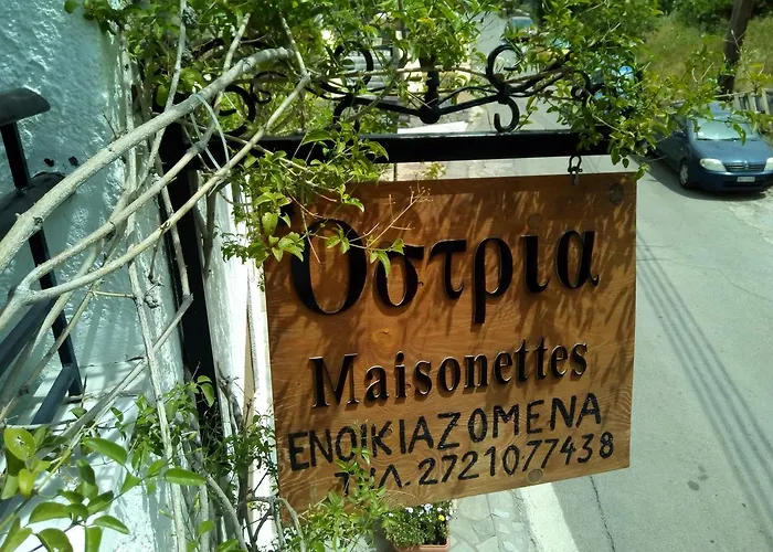 Ostria Maisonettes And Ξενοδοχείο με διαμερίσματα