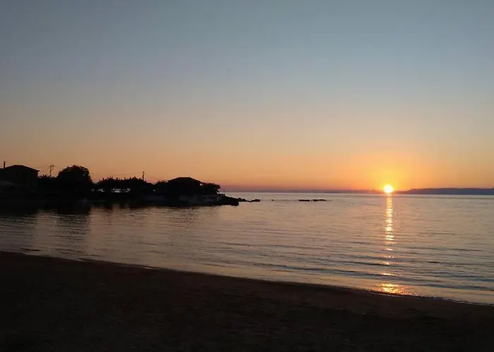 Ostria Maisonettes And شقة فندقية